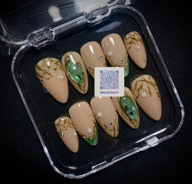 HANDMADE-LUX PRESS ON NAILS